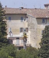 Foto B: una vista dell'edificio rilevato